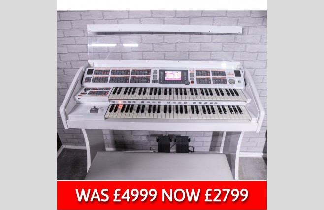 Ringway RS1000EU Organ, Used, SALE PRICE BARGAIN (SN:020534748) - Image 1